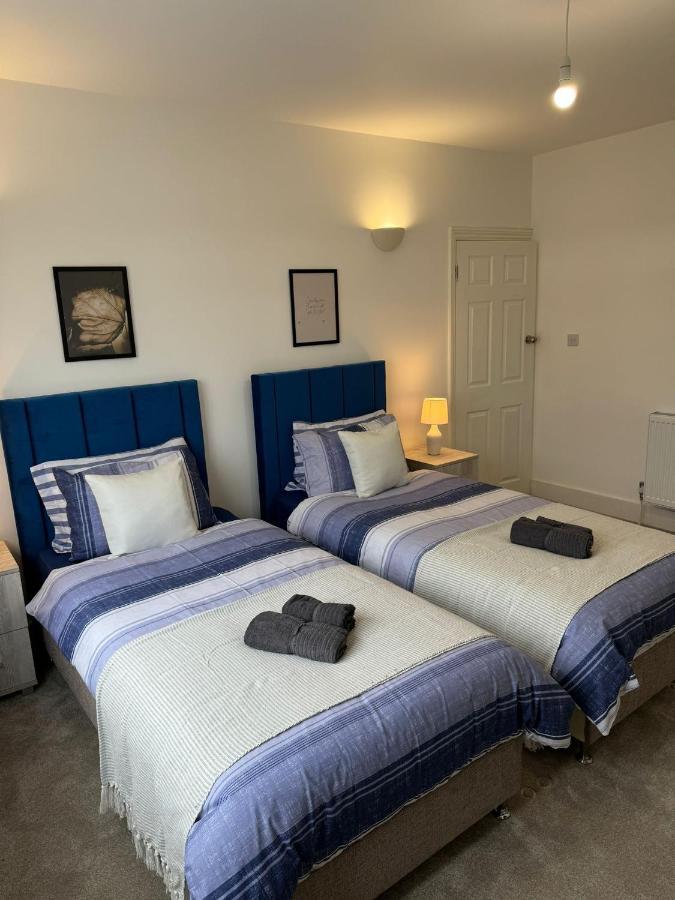Smart Guest Rooms Fast Access To Central London Via Piccadilly Line New Southgate Exterior photo